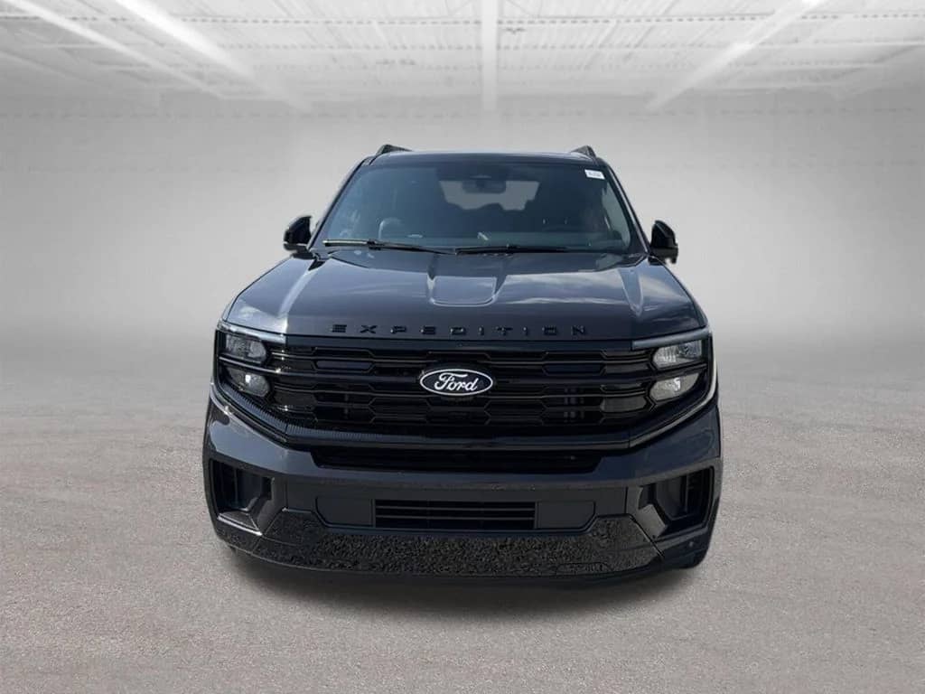 2027 Ford Expedition - Image 2