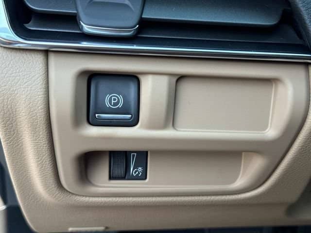 2026 Cadillac CT5 - Image 29