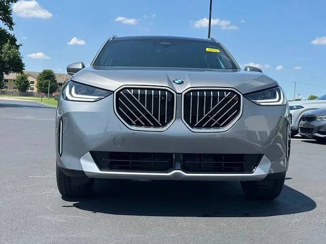 2026 BMW X3 - Image 2