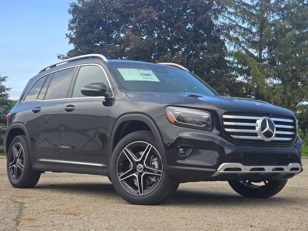 2026 Mercedes-Benz GLB - Image 1