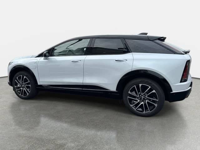 2027 Cadillac OPTIQ - Image 3