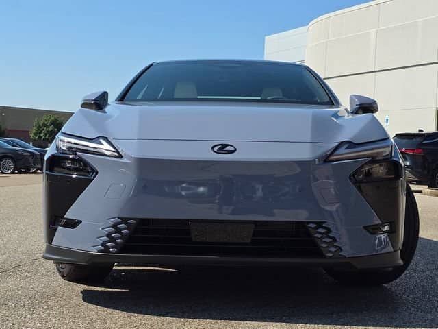 2026 Lexus ES B EV - Image 3