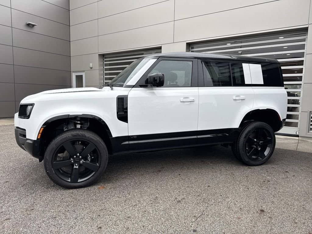 2026 Land Rover Defender - Image 3