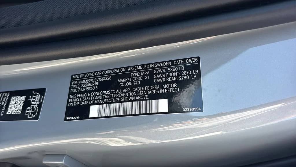 2027 Volvo XC60 - Image 31