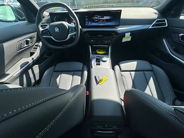 2026 BMW 3 Series - Image 6
