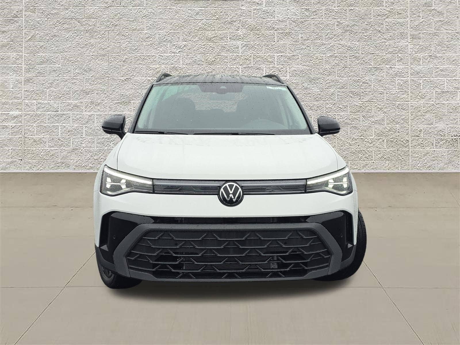 2026 Volkswagen Taos - Image 2