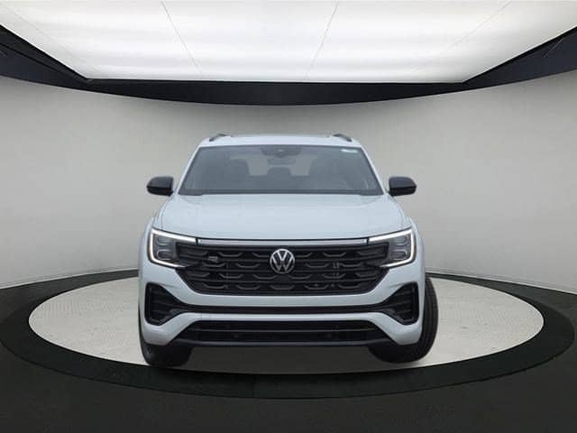 2026 Volkswagen Atlas Cross Sport - Image 2