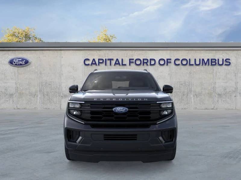 2026 Ford Expedition - Image 2