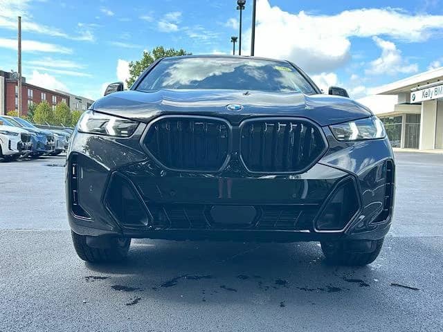 2027 BMW X6 - Image 2
