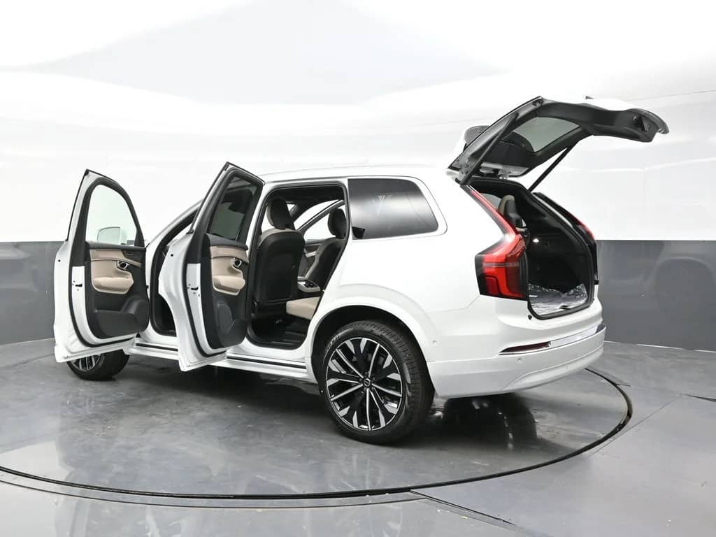 2026 Volvo XC90 - Image 44