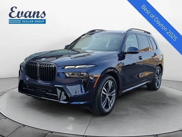 2027 BMW X7 - Image 1