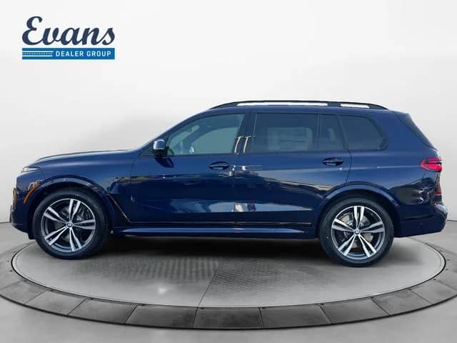 2027 BMW X7 - Image 2