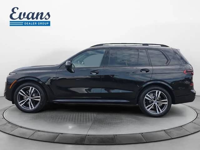 2027 BMW X7 - Image 2