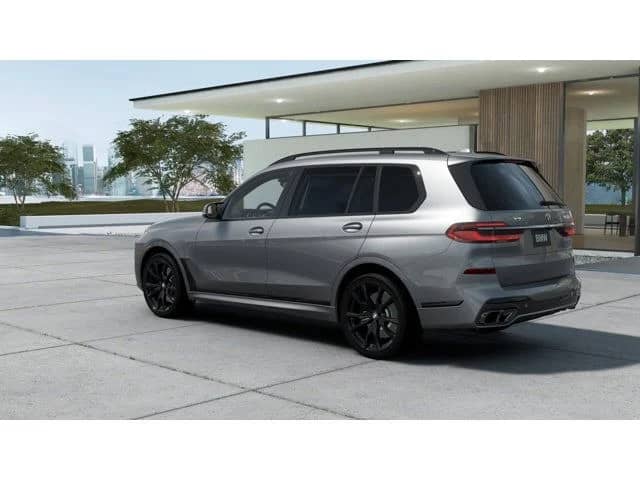 2027 BMW X7 - Image 2
