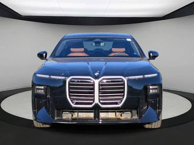 2027 BMW 7 Series - Image 3