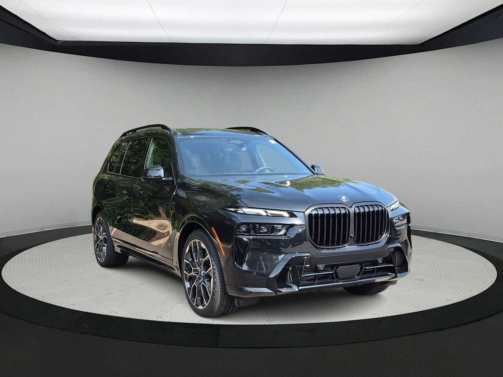 2027 BMW X7 - Image 2