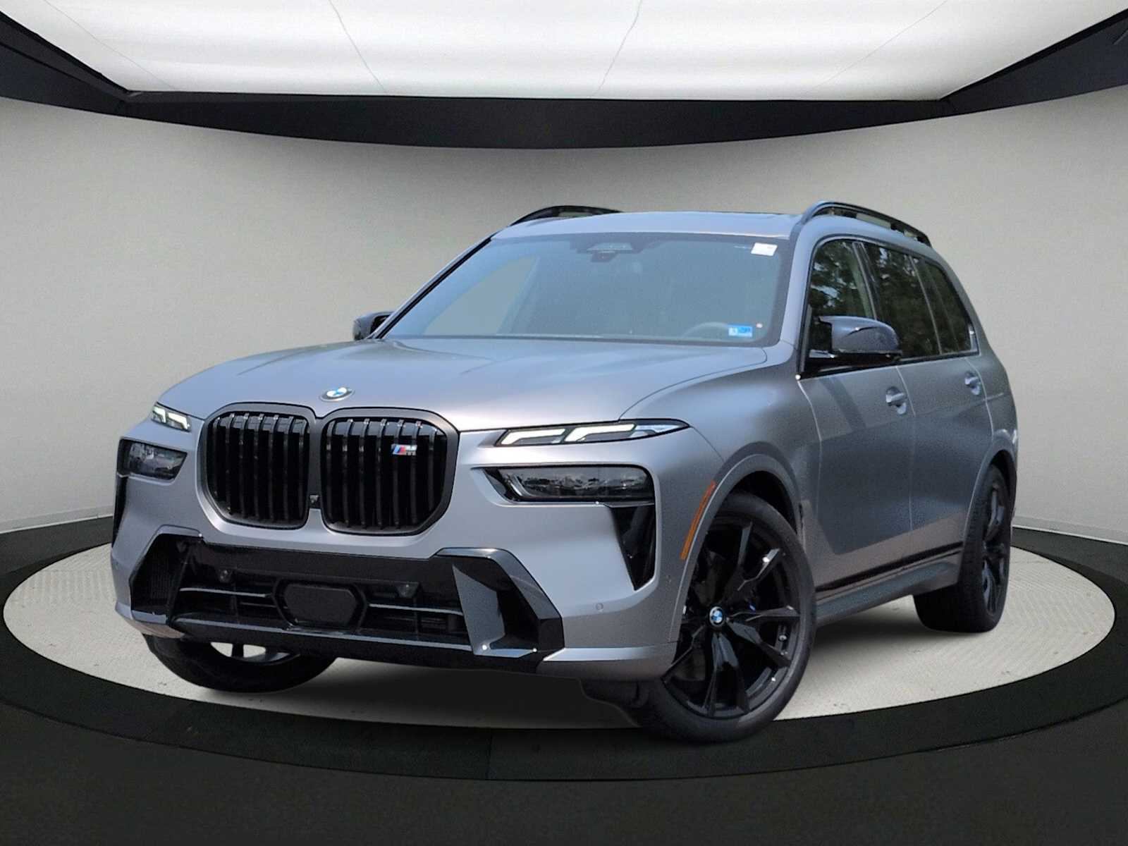 2027 BMW X7 - Image 1