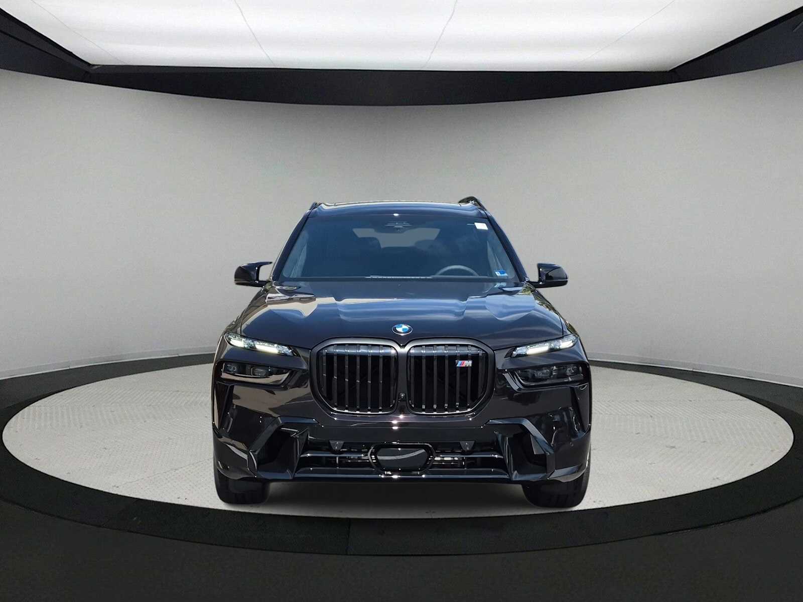 2027 BMW X7 - Image 3