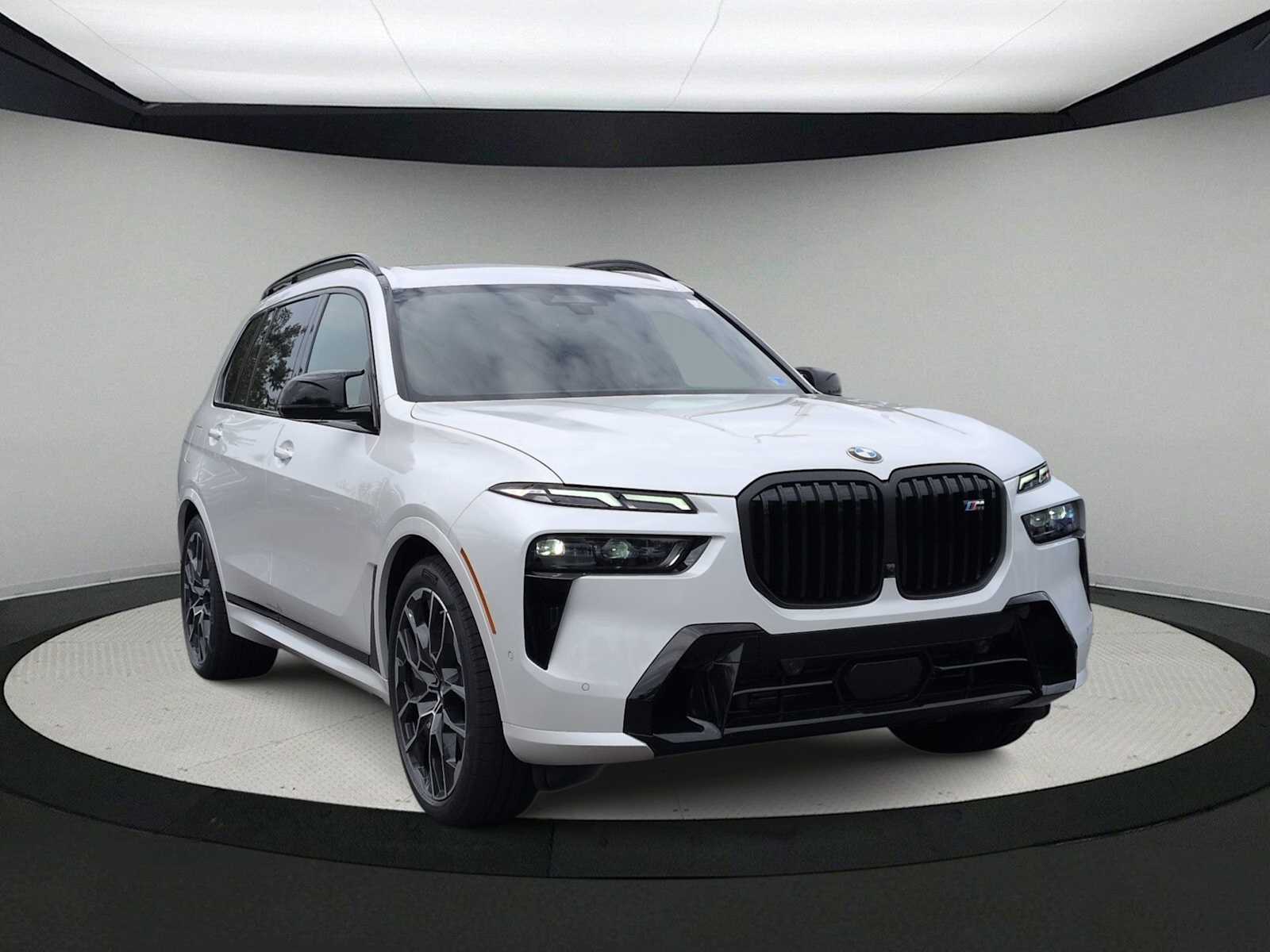 2027 BMW X7 - Image 2