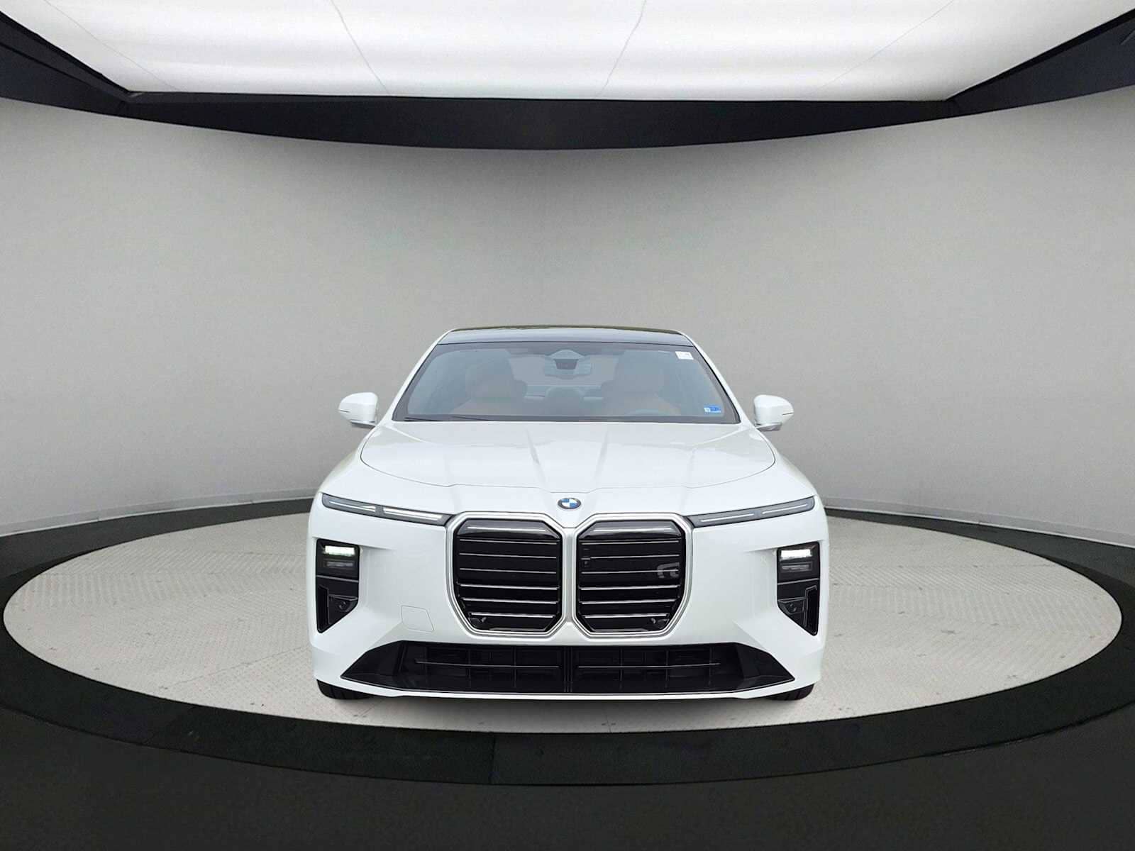 2027 BMW 7 Series - Image 3