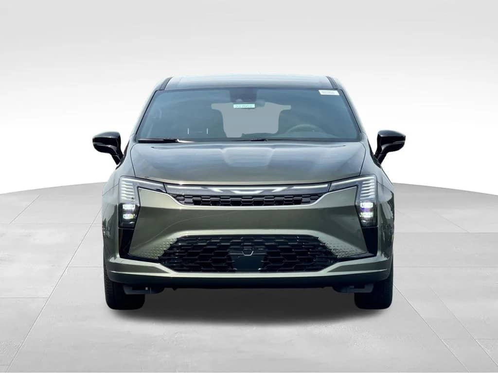 2027 Chrysler Pacifica - Image 2