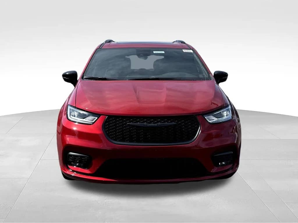 2026 Chrysler Pacifica - Image 2