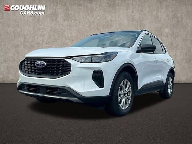 2024 Ford Escape - Image 3