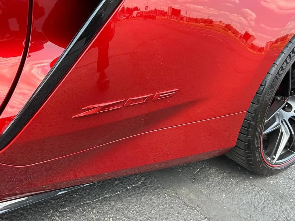 2025 Chevrolet Corvette - Image 2