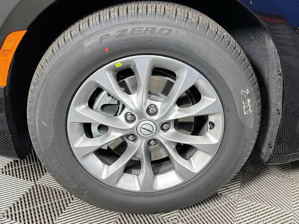 2026 Chrysler Pacifica - Image 34