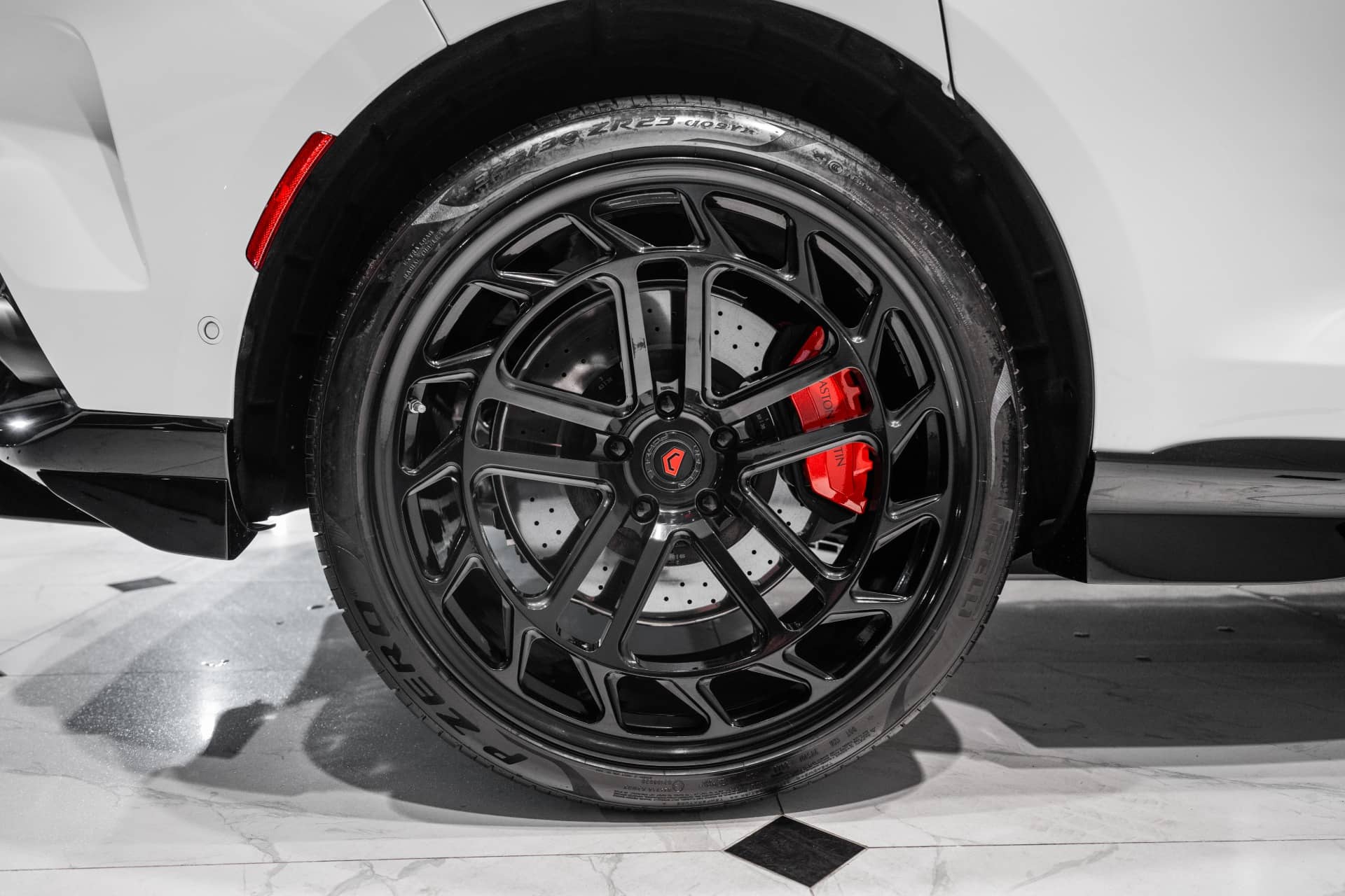 2026 Aston Martin DBX - Image 52