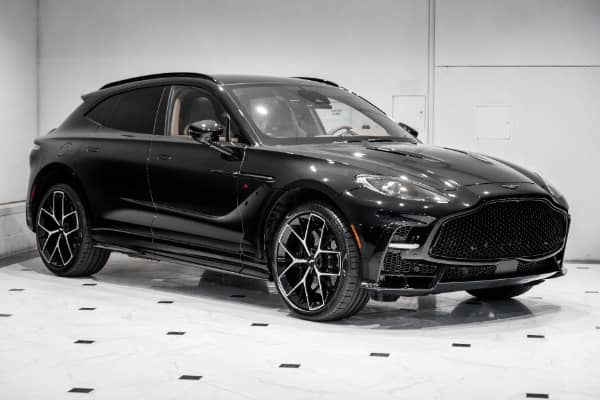 2026 Aston Martin DBX - Image 1