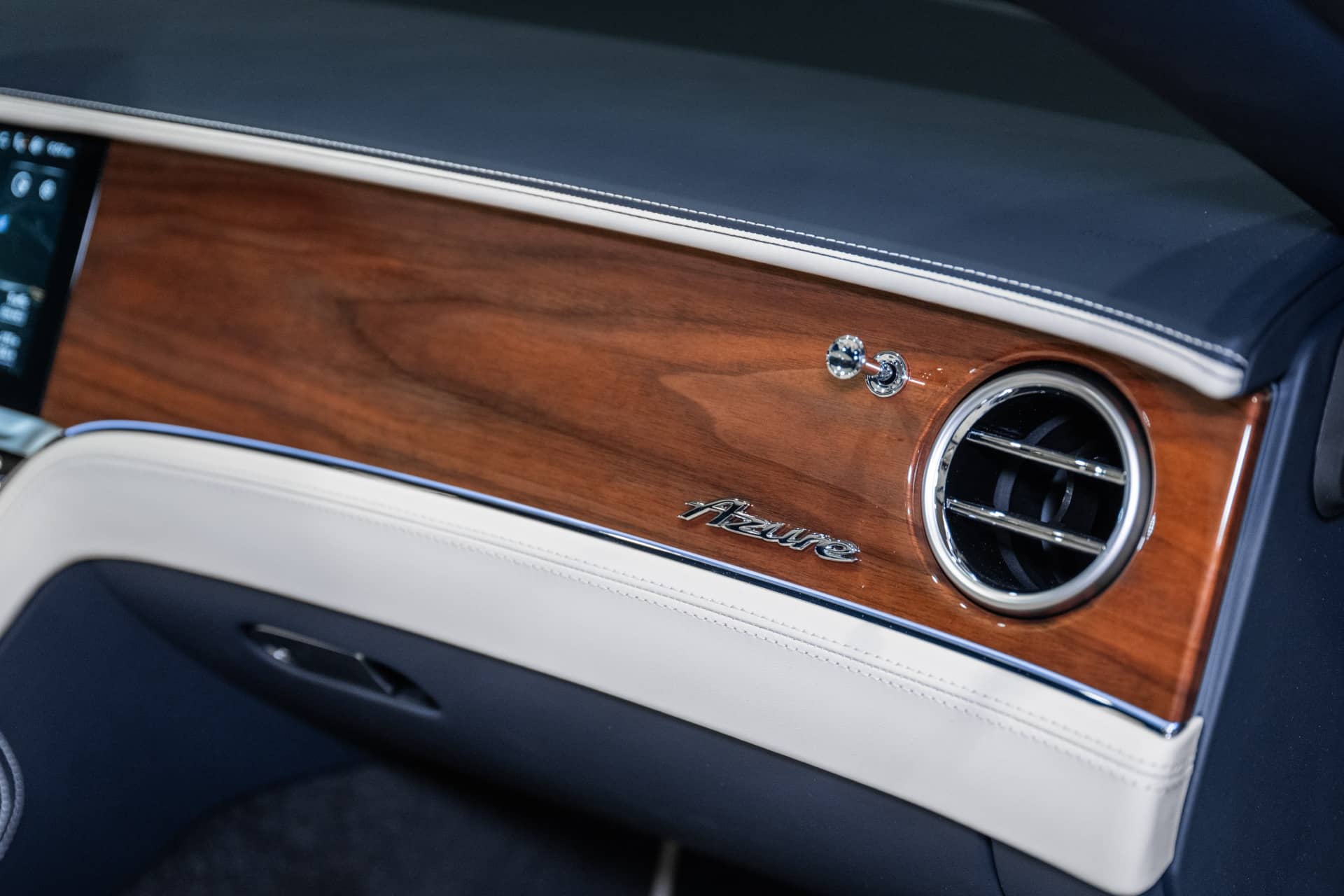 2026 Bentley Continental GTC - Image 50