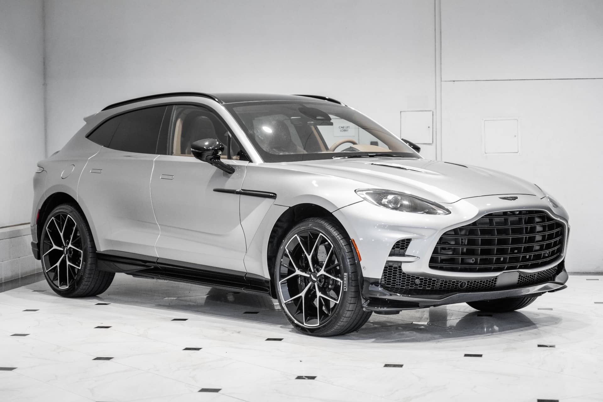 2026 Aston Martin DBX - Image 2