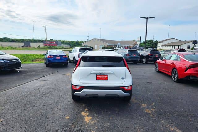 2026 Kia Niro - Image 32