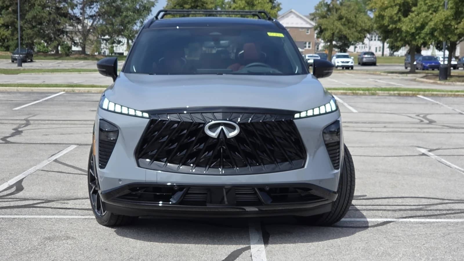 2027 INFINITI QX65 - Image 3