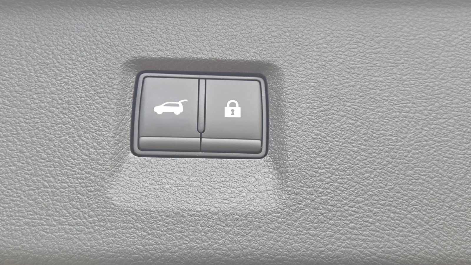 2027 INFINITI QX60 - Image 37