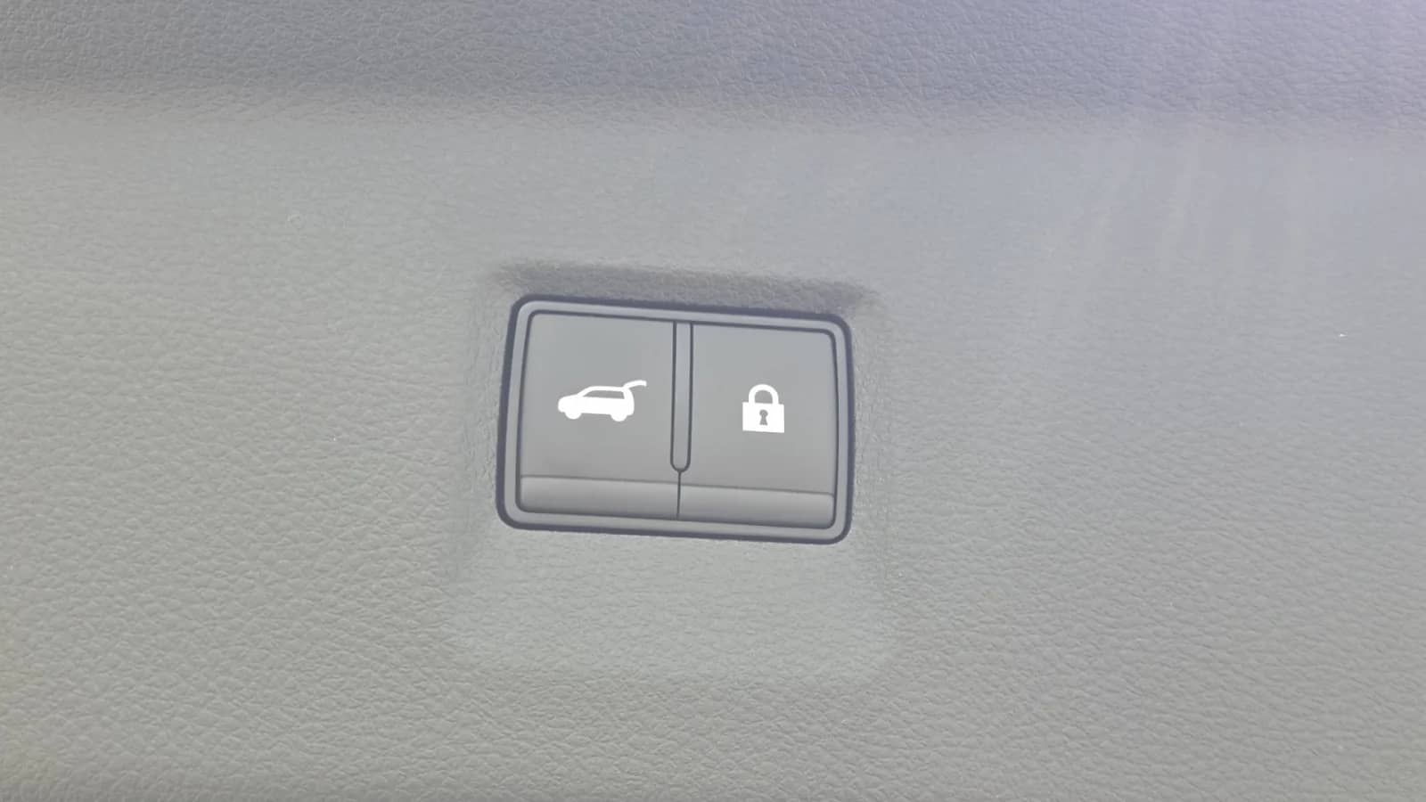 2027 INFINITI QX60 - Image 37