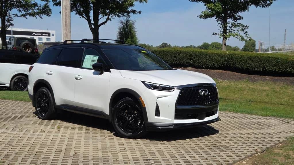 2027 INFINITI QX60 - Image 3