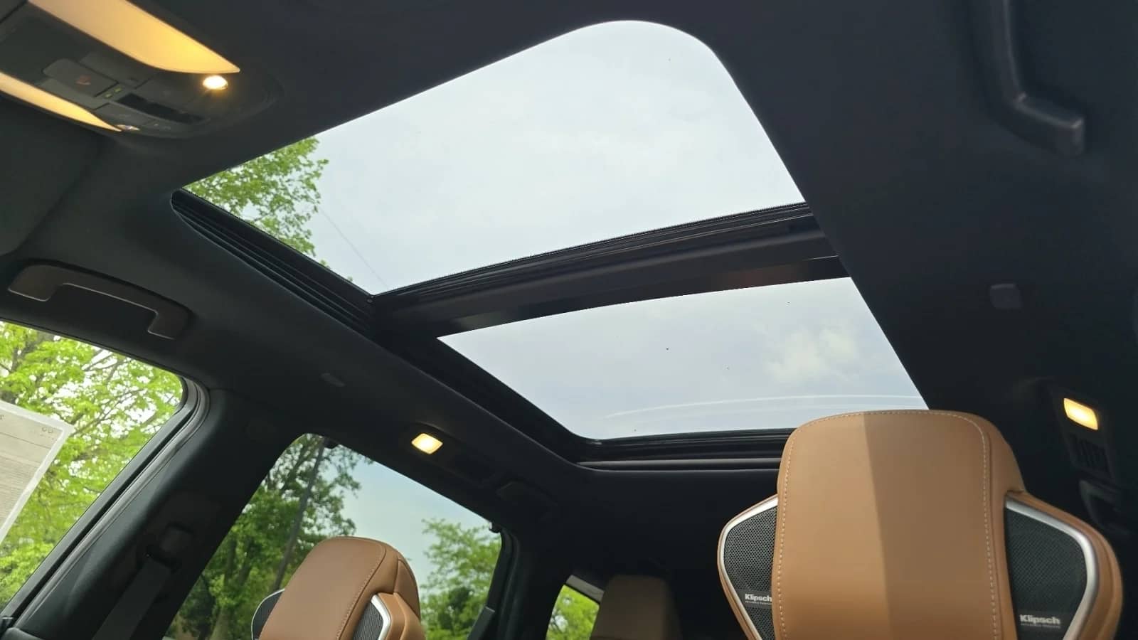 2027 INFINITI QX60 - Image 3