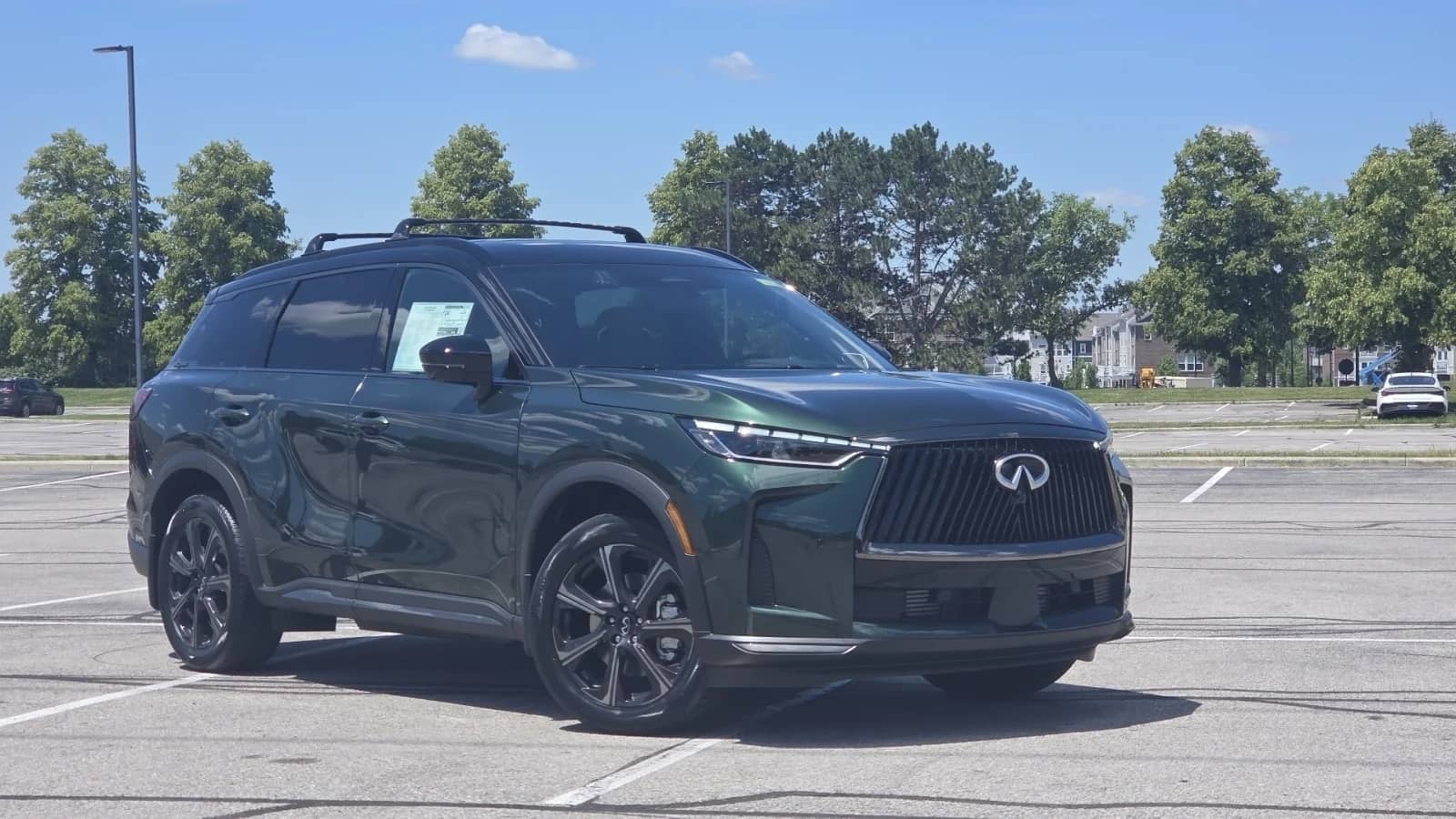 2027 INFINITI QX60 - Image 2