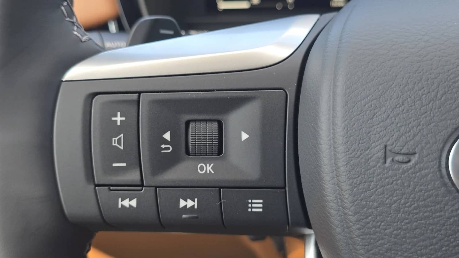 2027 INFINITI QX60 - Image 39