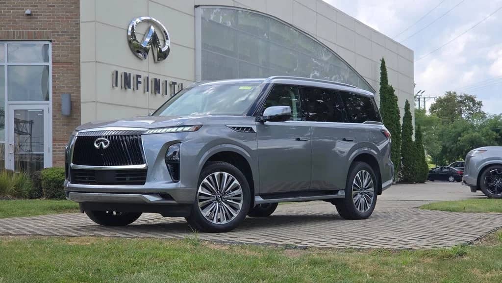 2027 INFINITI QX80 - Image 1