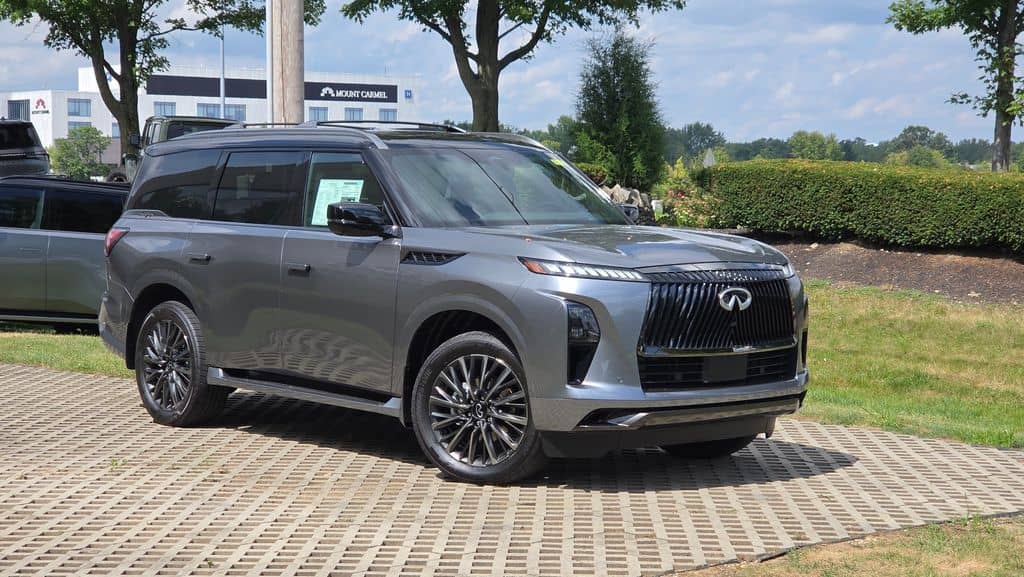2027 INFINITI QX80 - Image 1
