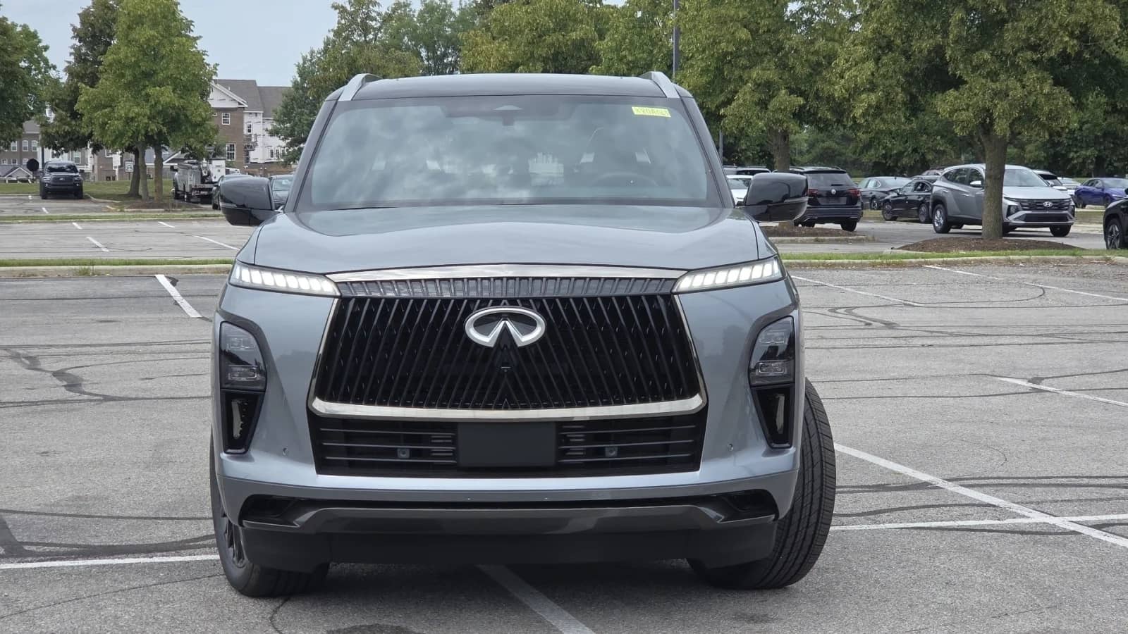 2026 INFINITI QX80 - Image 3