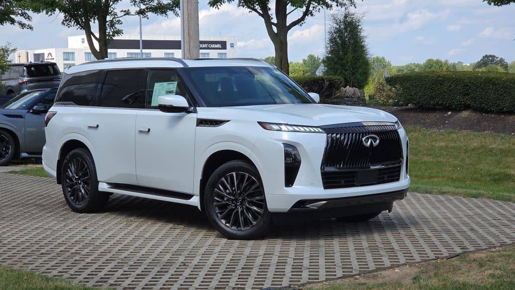 2027 INFINITI QX80 - Image 1