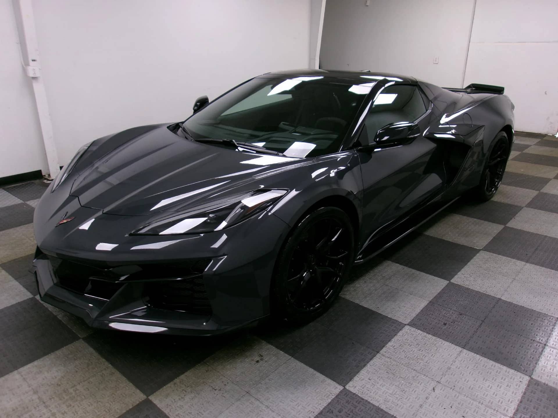 2027 Chevrolet Corvette - Image 1