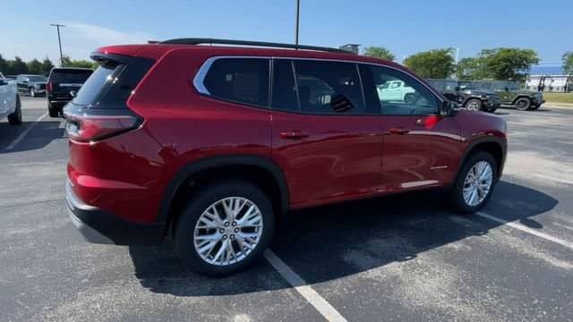 2026 GMC Acadia - Image 2