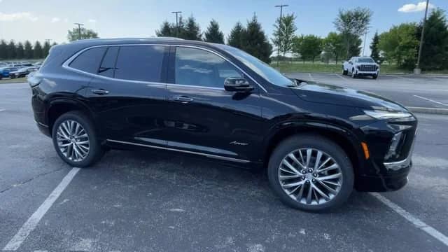 2026 Buick Enclave - Image 3