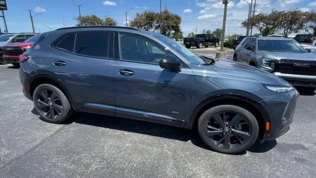 2026 Buick Envision - Image 3