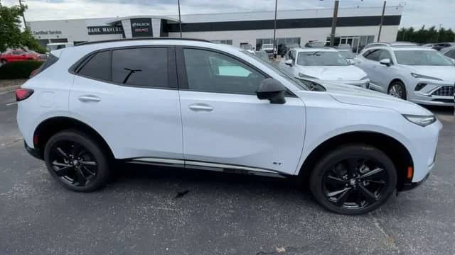 2026 Buick Envision - Image 3